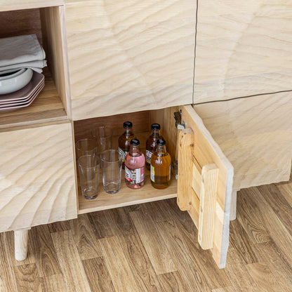 Scarleth Cabinet