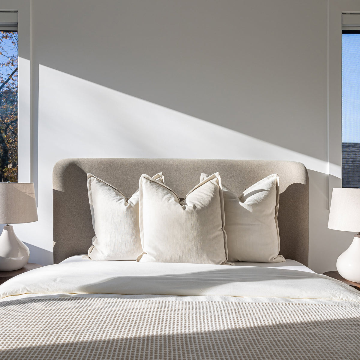 Leonora Storage Bed