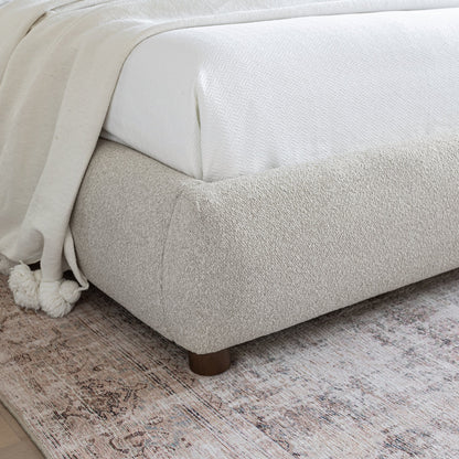Patricia Bed